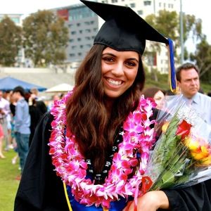 Meet your Posher, Maya